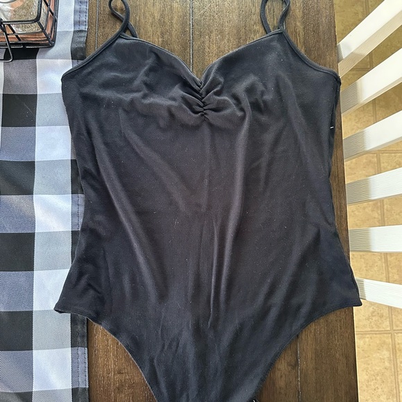 American Eagle Outfitters Ribbed Bodysuit - Picture 1 of 3
